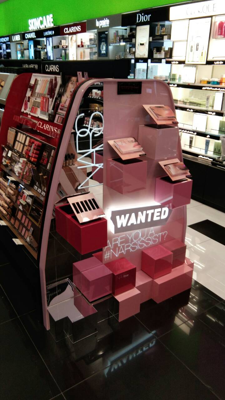 Nars Gondolas