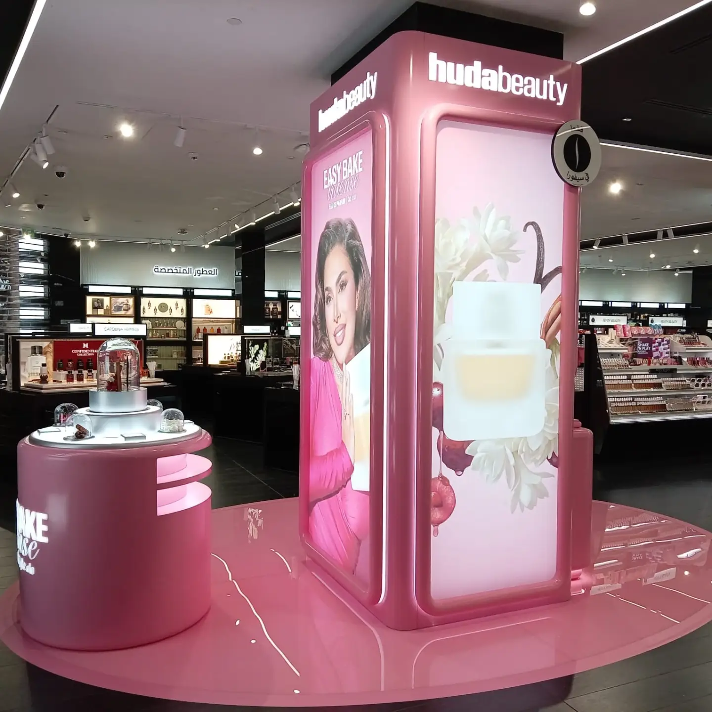 A retail environment built to stop, guide and invite discovery.